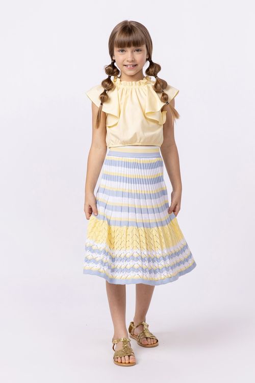 Conjunto blusa em tricoline e saia em tricôt para menina