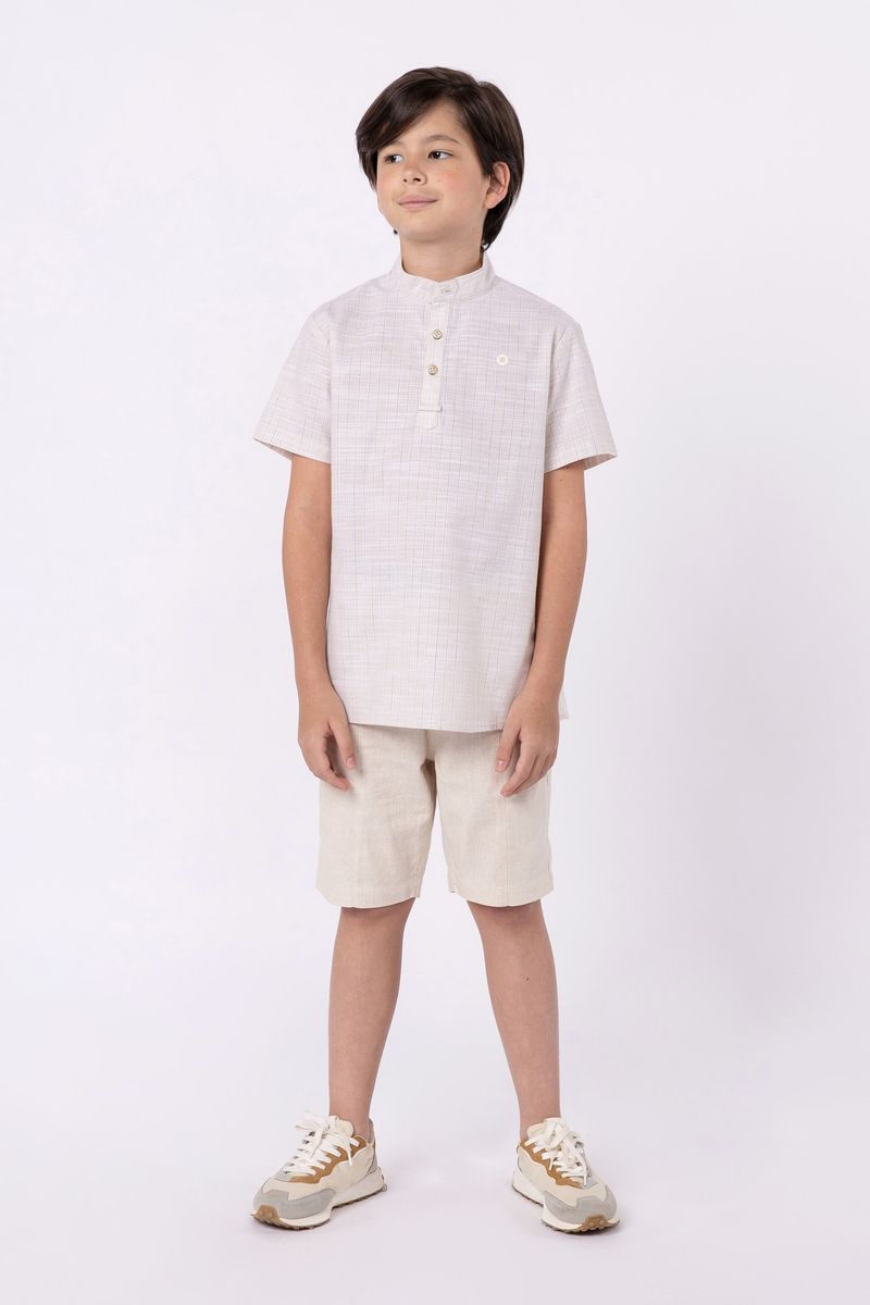 851585-Bata-de-cambraia-de-algodao-listrada-para-menino