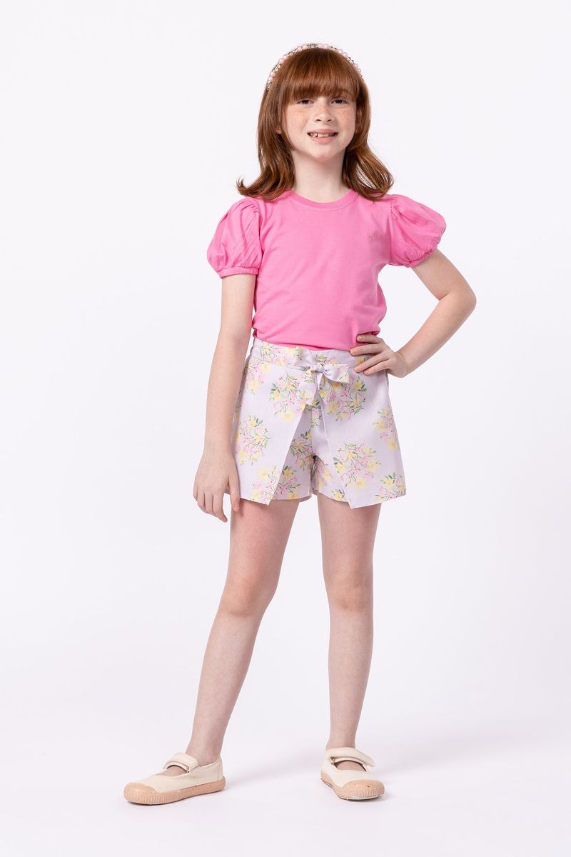 858040-Conjunto-de-blusa-em-malha-e-short-saia-estampado-para-meninas