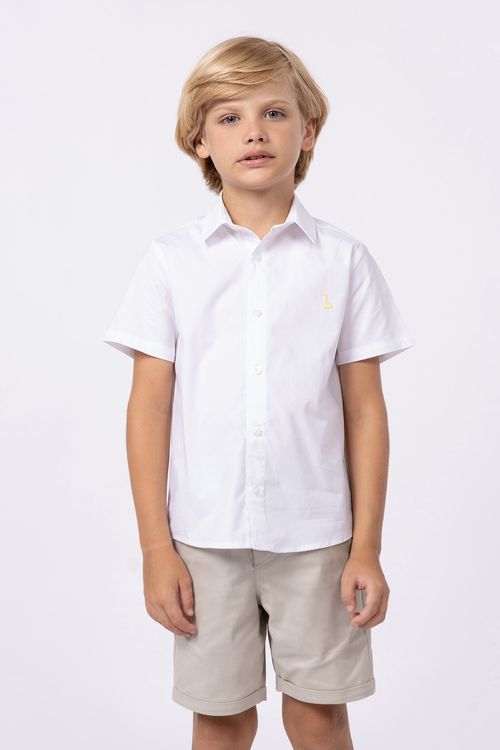 Conjunto de camisa básica com bermuda de sarja para meninos