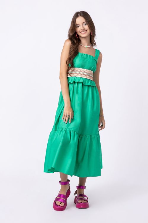 Vestido modelo teen mídi em tricoline de algodão