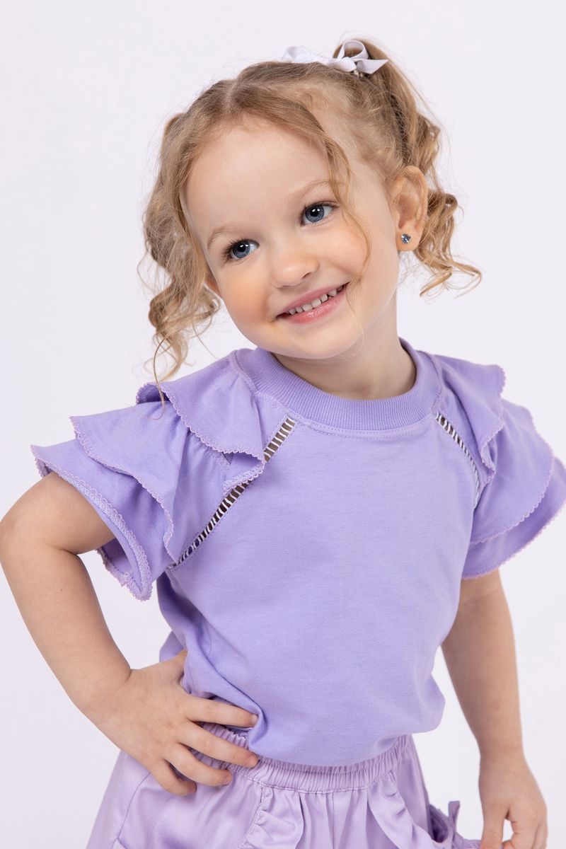 017001-85-Camiseta-para-menina-em-malha-com-babados