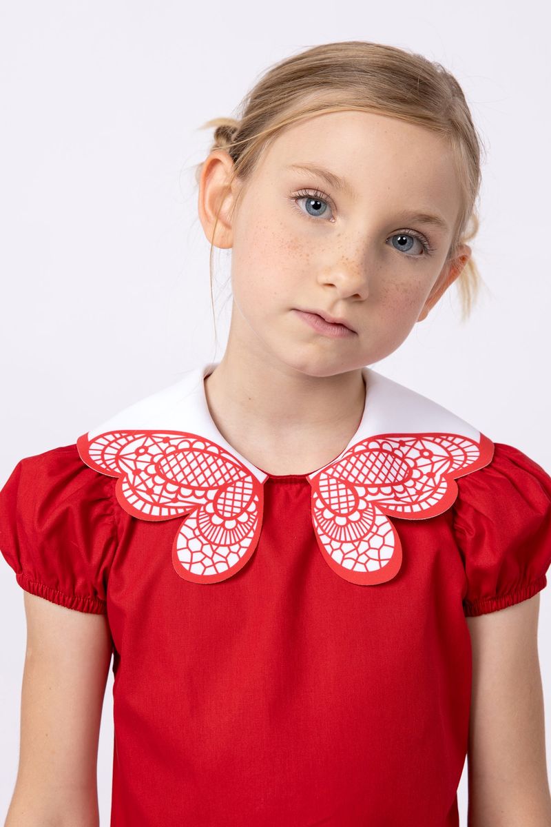858065-Vestido-curto-de-tricoline-com-gola-para-meninas