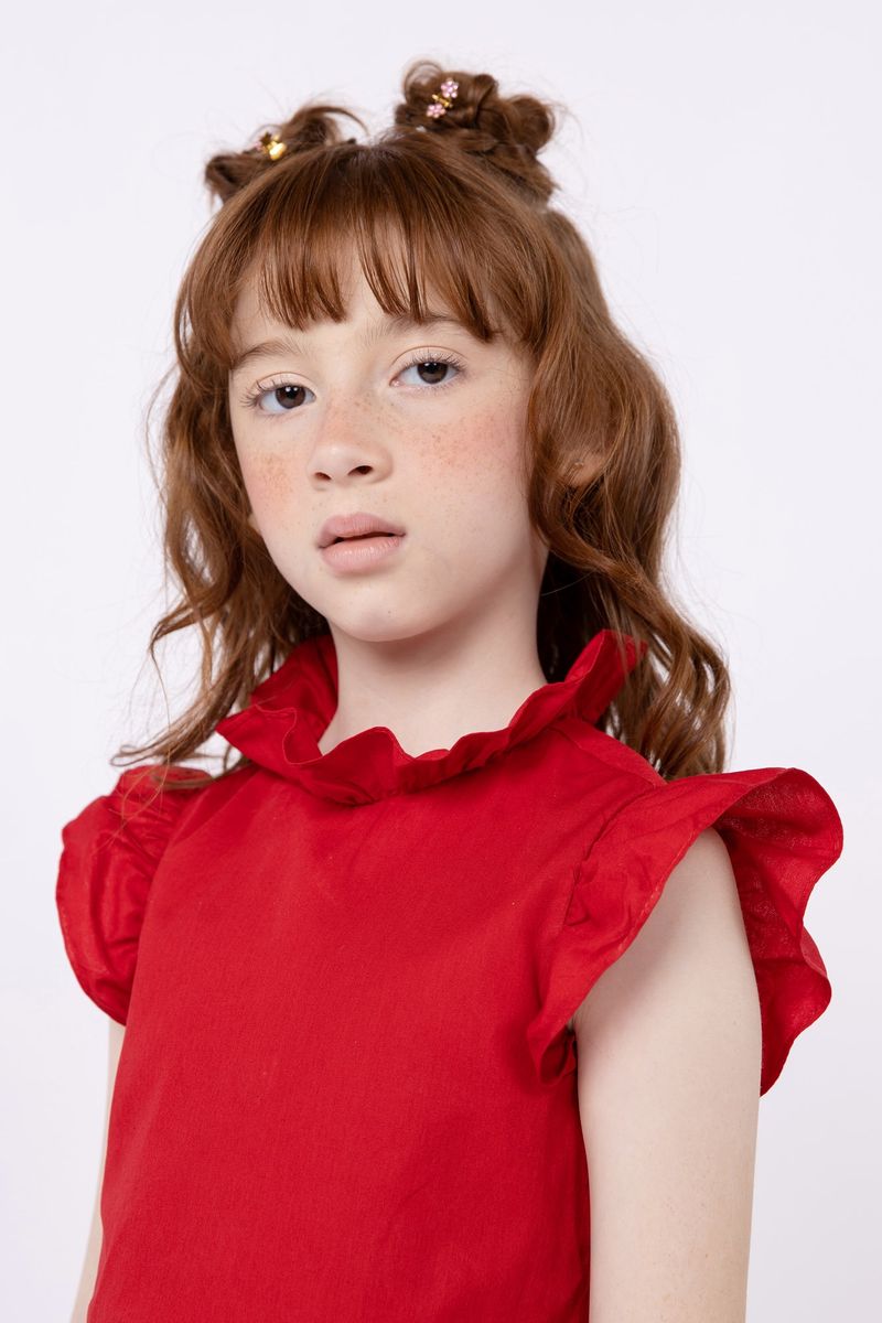 858066-Vestido-de-tricoline-com-babado-na-gola-e-cava-para-meninas