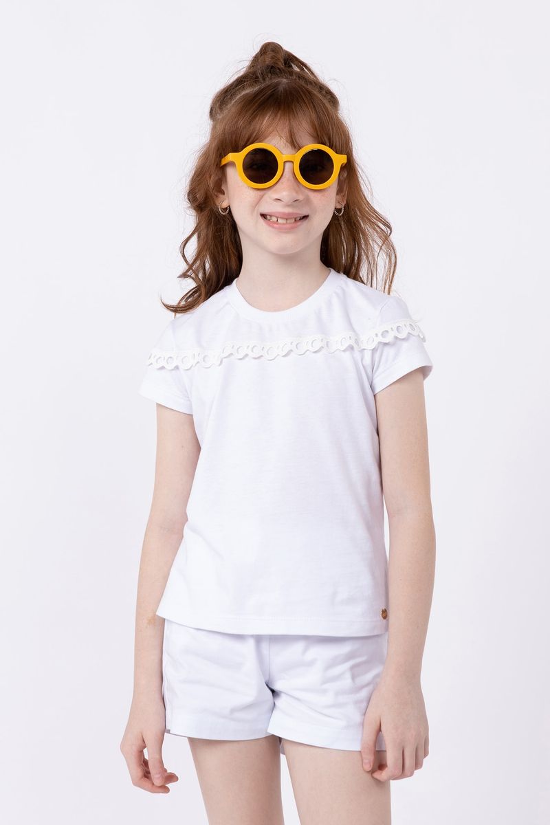 858071-Blusa-com-detalhe-de-guipir-para-meninas