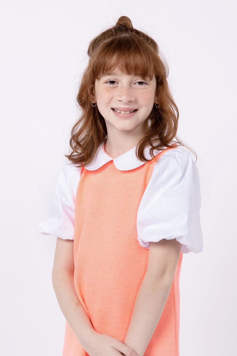 858088-Vestido-em-malha-com-manga-bufante-e-gola-em-tricoline-para-meninas