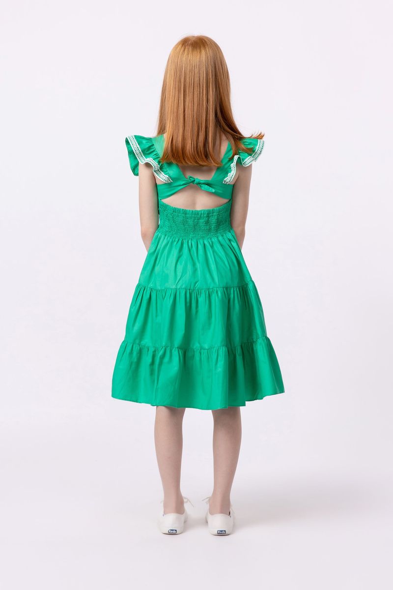 851002-Vestido-em-tricoline-e-entremeios-para-menina
