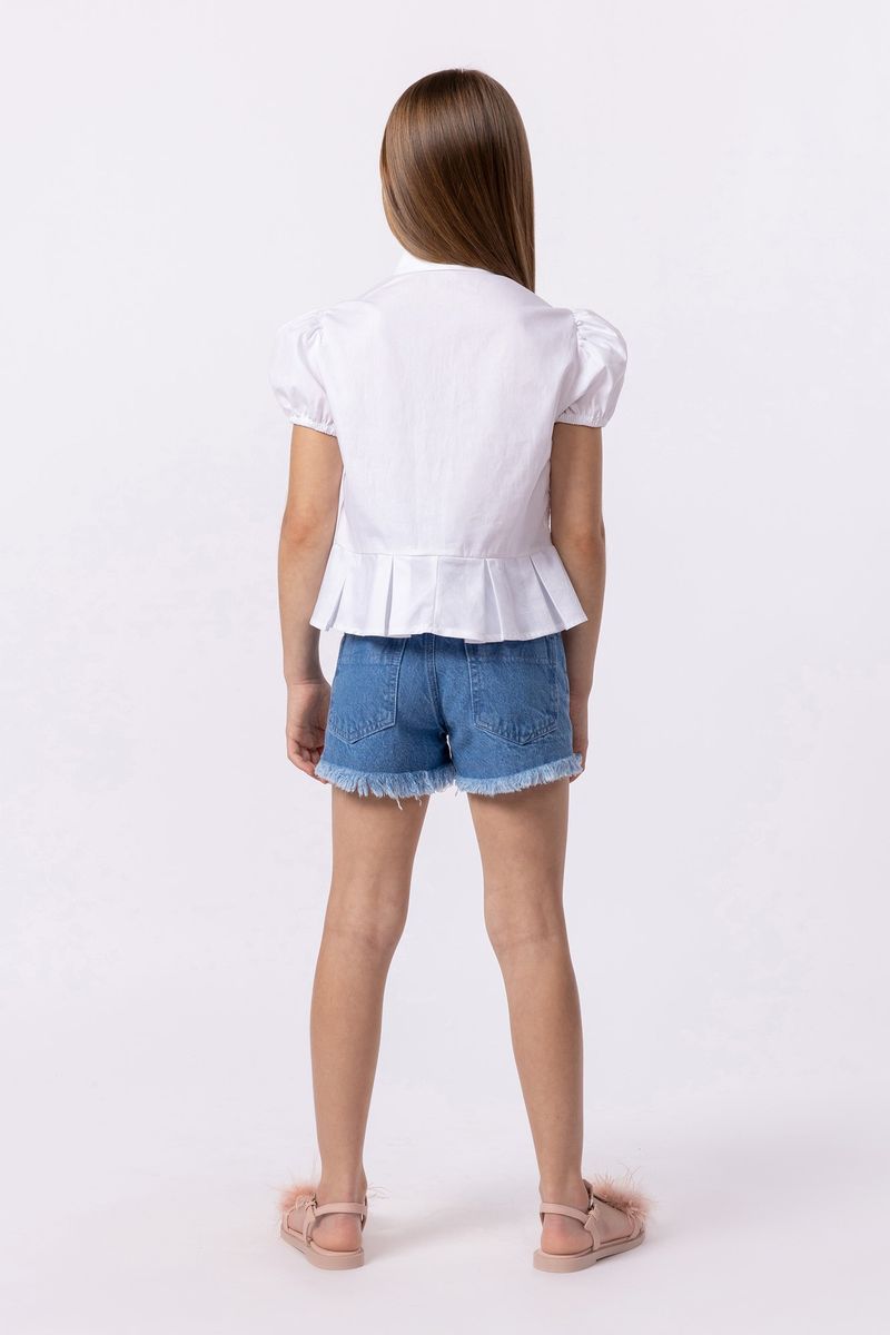851009-Short-jeans-com-bordado-em-pedrarias-para-menina