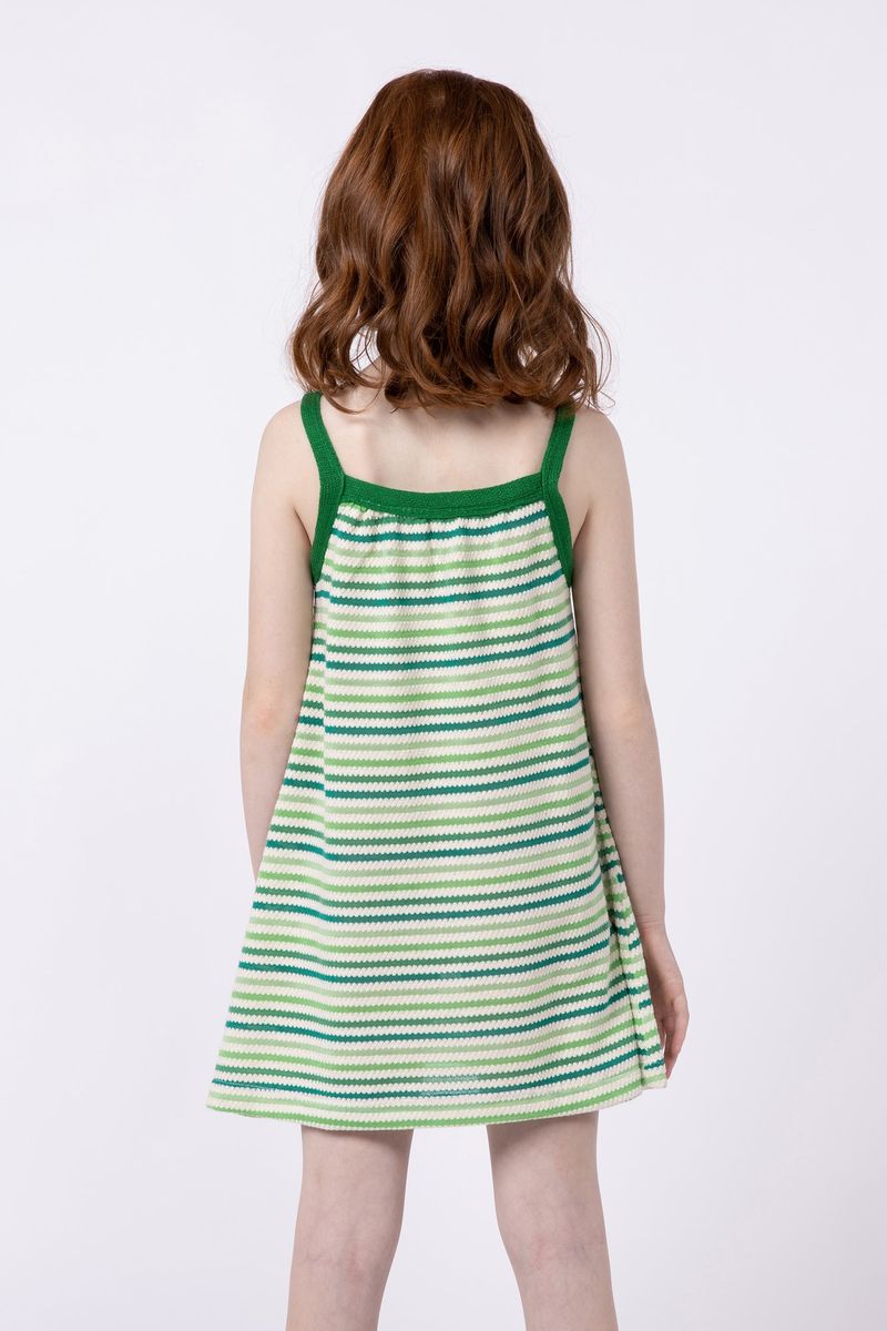 858053-Vestido-listrado-em-trico-para-meninas