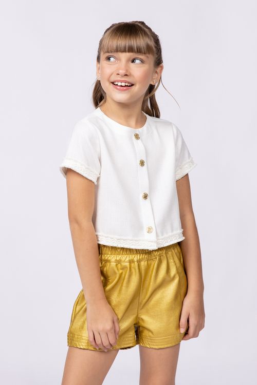 Conjunto blusa em linho texturizado e short em couro metalizado para menina