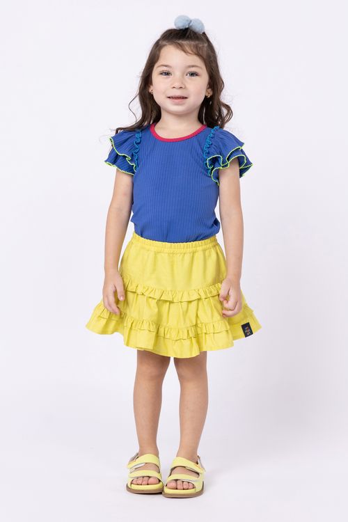 Conjunto regata em malha canelada e saia-short em tricoline para bebê para menina