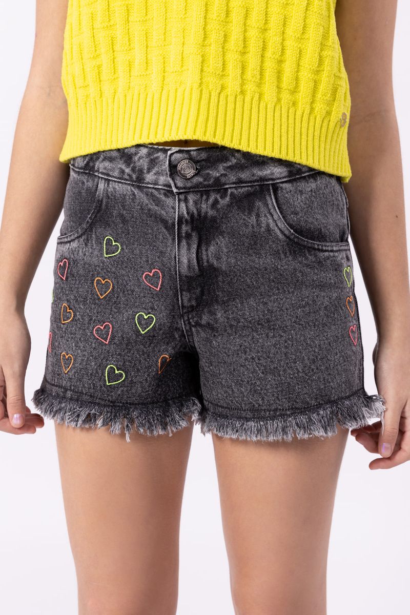 869011-Short-cor-20-Detalhe