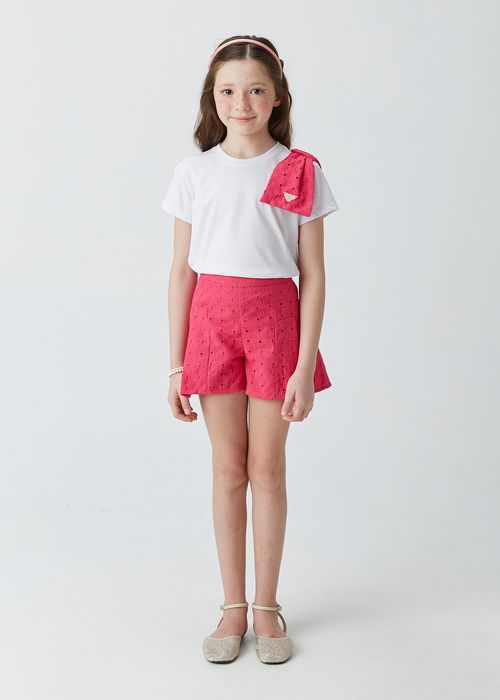 Conjunto Infantil para Menina Blusa em Malha com Laço e Short em Laise Bordada com Pregas