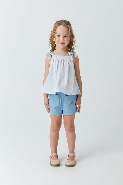 Conjunto Infantil para Menina Blusa em Tricoline Listrada e Short em Sarja Acetinada