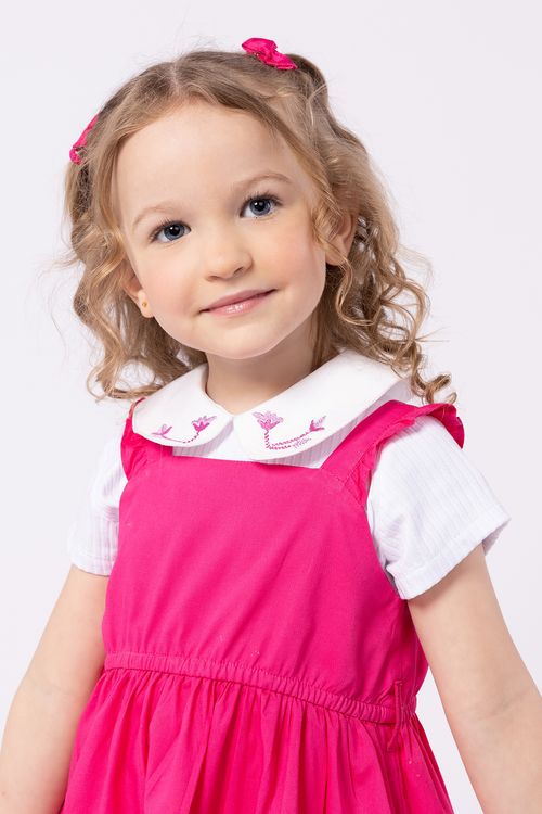 Camiseta Infantil de Melha Canelada com Gola de Tricoline para Menina