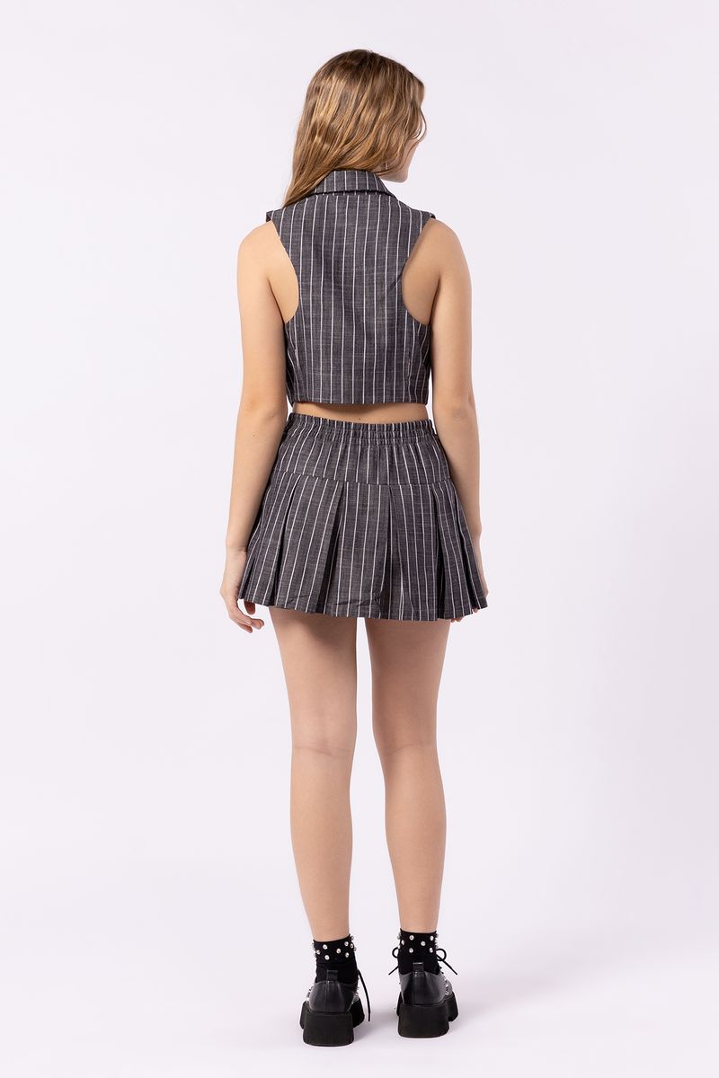 869097C-Saia-short-cor 25-Costas.jpg