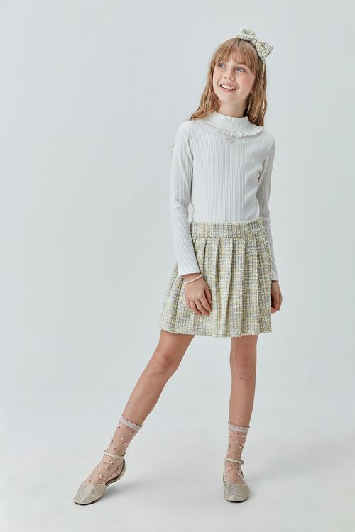 Conjunto Infantil com Blusa de Malha Canelada e Saia-Short de Tweed