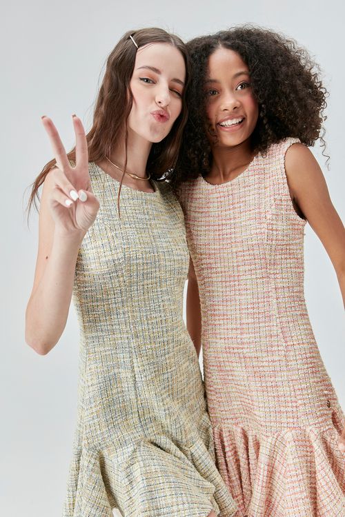 Vestido Teen em Malha Tweed Babado em Godê