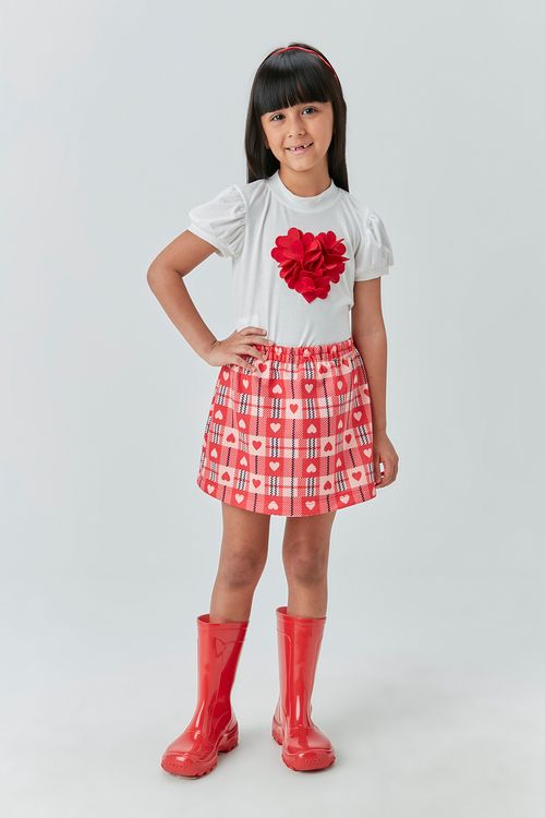 Conjunto Blusa com Aplique de Coração e Saia Estampa Coração