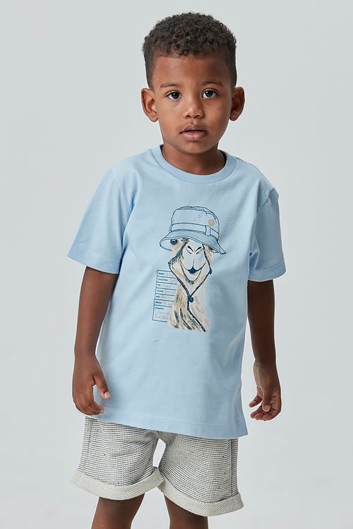 Conjunto Infantil com Camiseta de Malha 100% Algodão com Estampa de Camelo e Bermuda de Moletom List