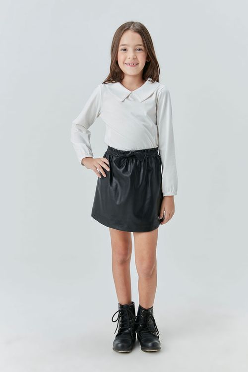 Conjunto Blusa Manga Longa e Saia em Couro Sintético