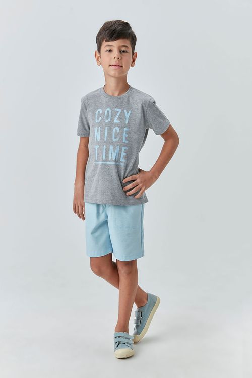 Conjunto Infantil com Camiseta de Malha com Silk e Bermuda de Sarja com Bolso