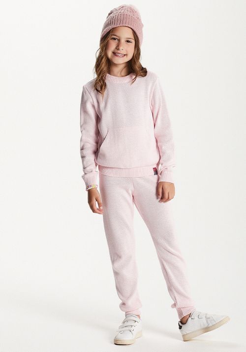 ABRIGO DE TRICOT COMO BOLSO CANGURU E PUNHOS CANELADOS