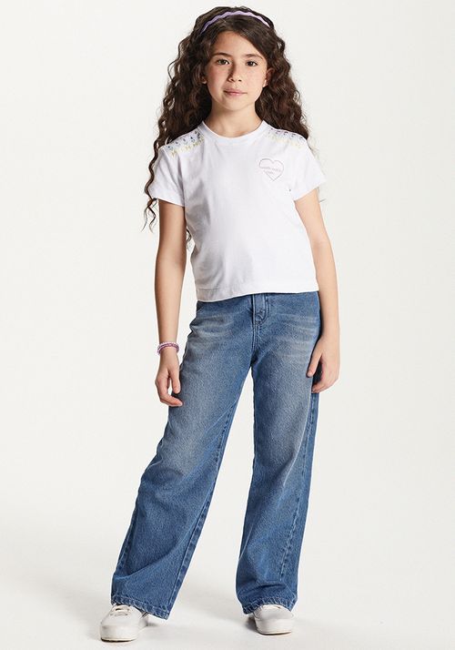 CAMISETA EM MALHA C/ BORDADOS COLORIDOS