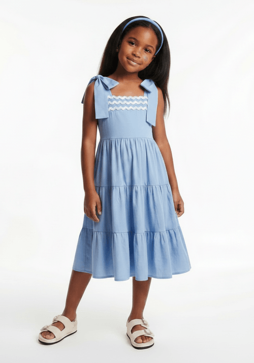 Vestido Infantil midi em tricoline com detalhe de sianinhas no decote